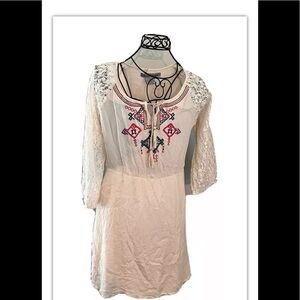 Flying Tomato Embroidered Lace Sleeves Women Sz M Cream Dress